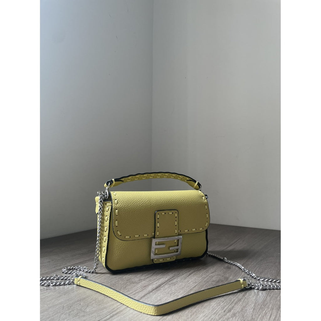 FENDI BAGS BAGUETTE TOP QUALITY